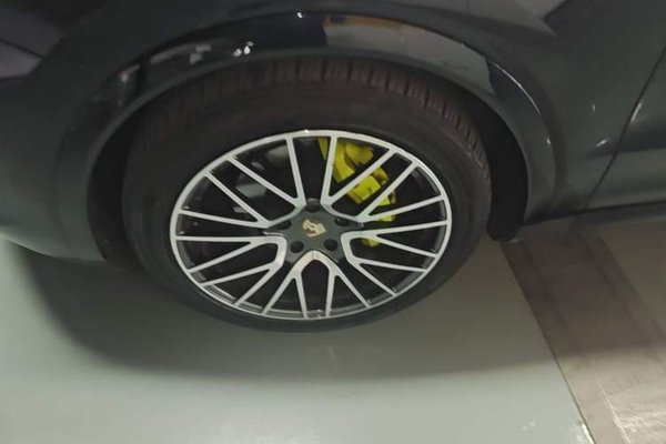 Porsche Cayenne E-Hybrid 2020, 118699 км, за 48934 USD - фото 10