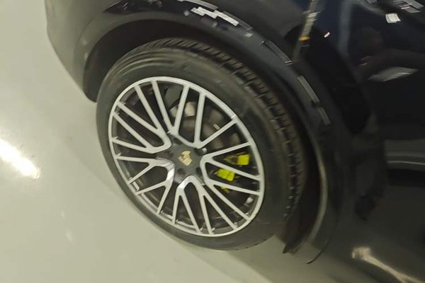 Porsche Cayenne E-Hybrid 2020, 118699 км, за 48934 USD - фото 11
