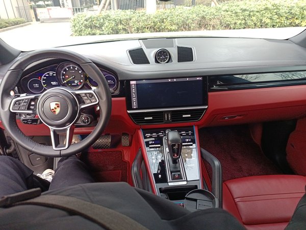 Porsche Cayenne E-Hybrid 2021, 86100 км, за 64263 USD - фото 10