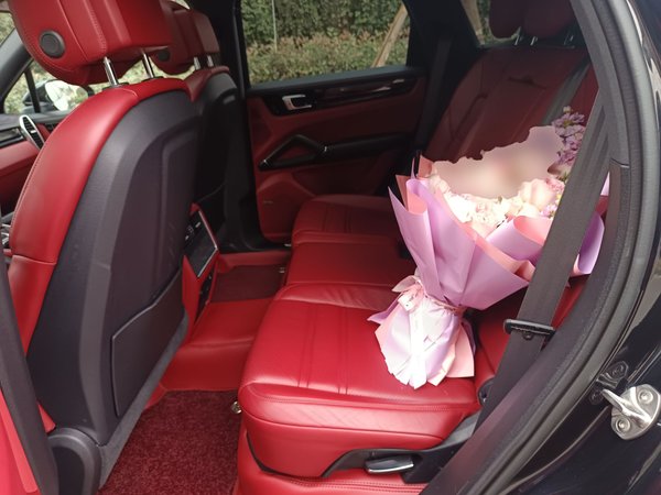 Porsche Cayenne E-Hybrid 2021, 86100 км, за 64263 USD - фото 18