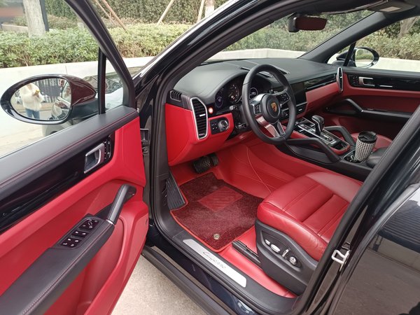 Porsche Cayenne E-Hybrid 2021, 86100 км, за 64263 USD - фото 17