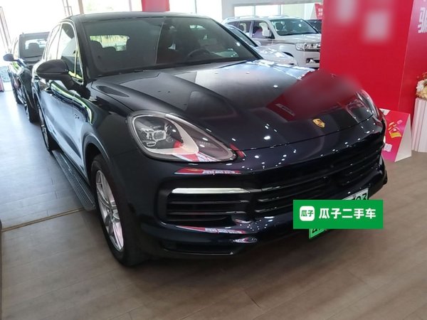 Porsche Cayenne E-Hybrid 2021, 59000 км, за 71416 USD