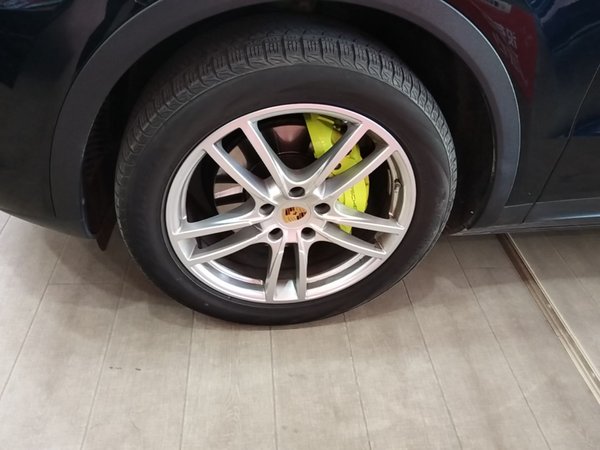 Porsche Cayenne E-Hybrid 2021, 59000 км, за 71416 USD - фото 8