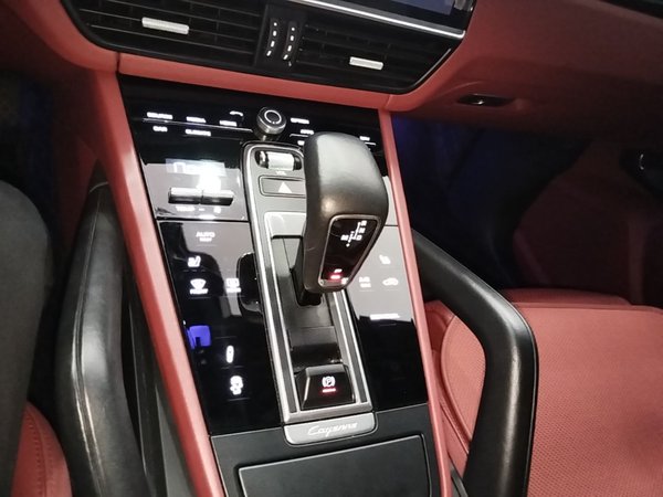 Porsche Cayenne E-Hybrid 2021, 59000 км, за 71416 USD - фото 17