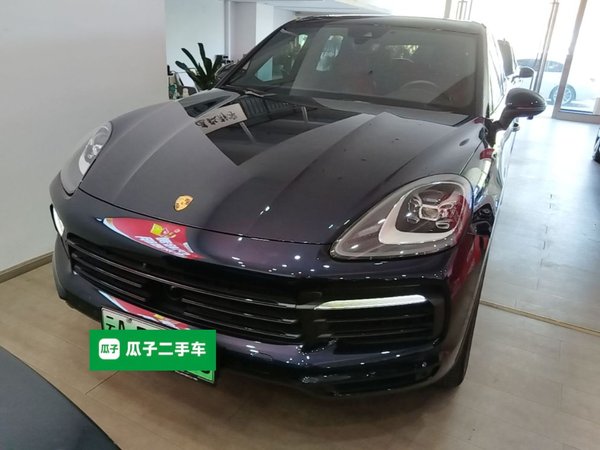 Porsche Cayenne E-Hybrid 2021, 59000 км, за 71416 USD
