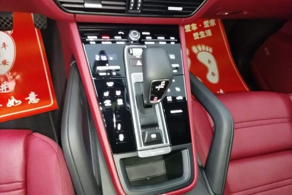 Porsche Cayenne E-Hybrid 2021, 47600 км, за 64800 USD - фото 17