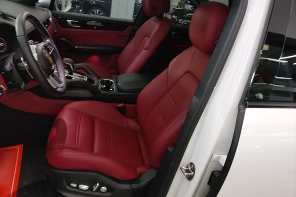Porsche Cayenne E-Hybrid 2021, 47600 км, за 64800 USD - фото 18