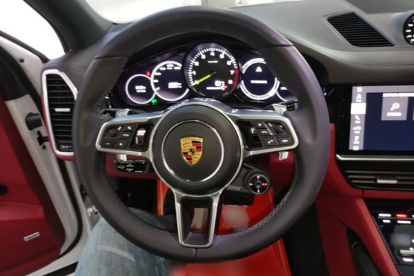 Porsche Cayenne E-Hybrid 2021, 47600 км, за 64800 USD - фото 14