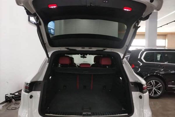 Porsche Cayenne E-Hybrid 2021, 47600 км, за 64800 USD - фото 22