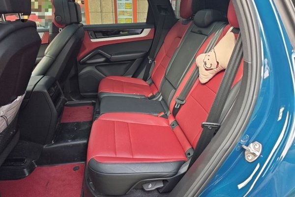 Porsche Cayenne E-Hybrid 2024, 33000 км, за 85620 USD - фото 20