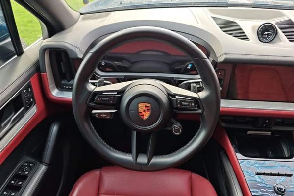 Porsche Cayenne E-Hybrid 2024, 33000 км, за 85620 USD - фото 13
