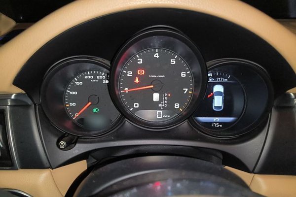 Porsche Macan 2014, 123200 км, за 15458 USD - фото 10
