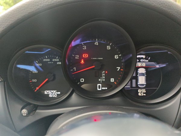 Porsche Macan 2014, 129300 км, за 16610 USD - фото 10