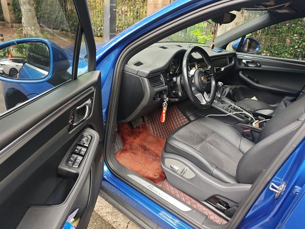 Porsche Macan 2014, 129300 км, за 16610 USD - фото 19