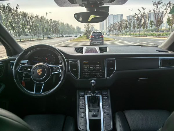 Porsche Macan 2014, 110400 км, за 18911 USD - фото 17