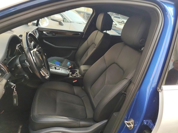 Porsche Macan 2014, 120900 км, за 19559 USD - фото 12