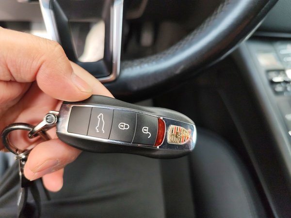 Porsche Macan 2014, 120900 км, за 19559 USD - фото 15