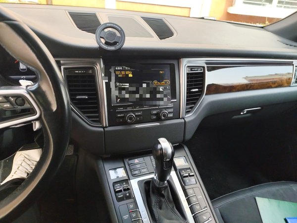 Porsche Macan 2014, 120900 км, за 19559 USD - фото 10
