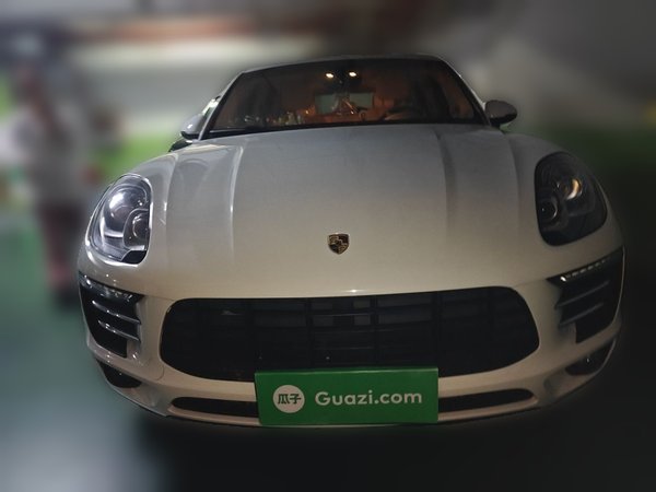 Porsche Macan 2014, 68300 км, за 16808 USD
