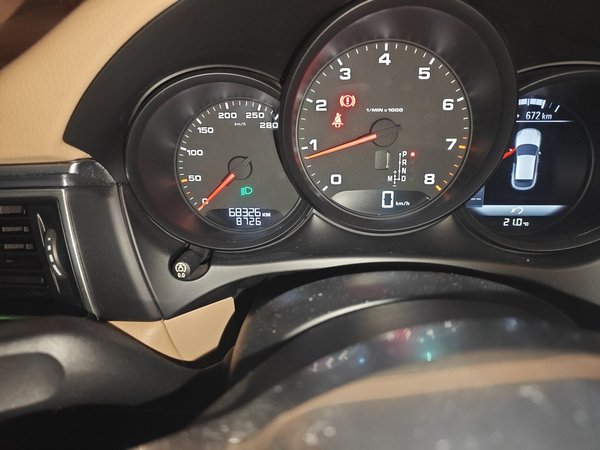 Porsche Macan 2014, 68300 км, за 16808 USD - фото 13