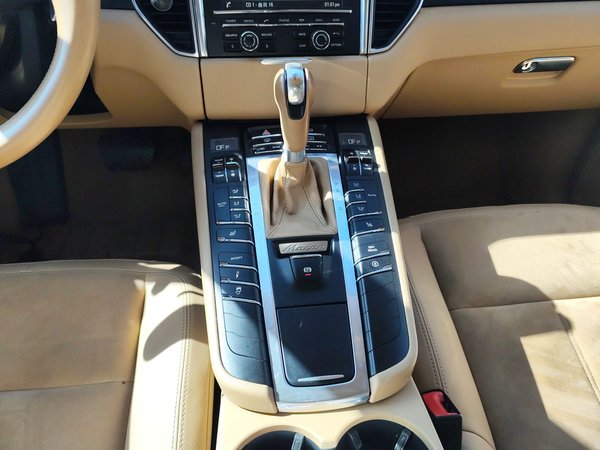 Porsche Macan 2016, 116100 км, за 19197 USD - фото 15