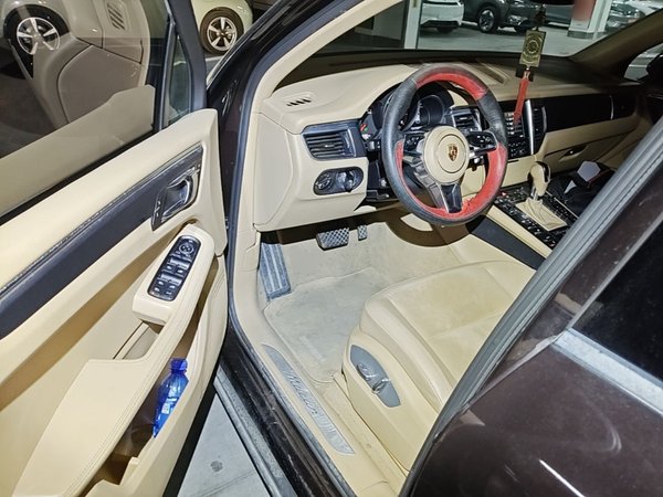Porsche Macan 2016, 120300 км, за 16480 USD - фото 19