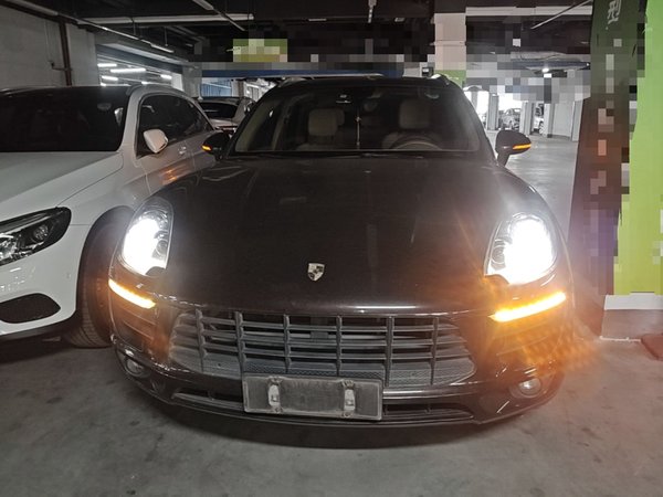 Porsche Macan 2016, 120300 км, за 16480 USD