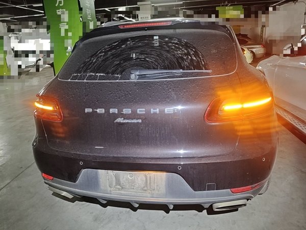 Porsche Macan 2016, 120300 км, за 16480 USD