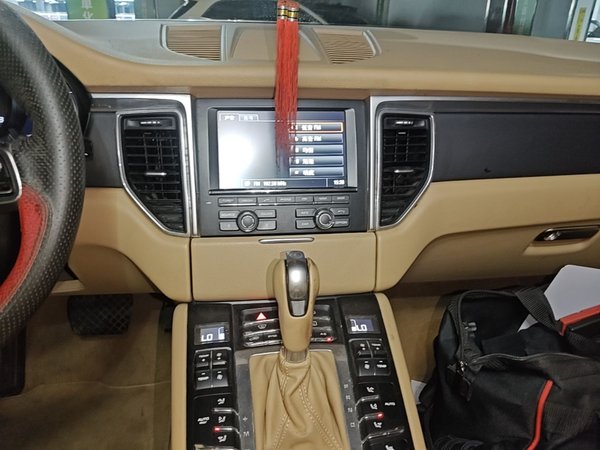 Porsche Macan 2016, 120300 км, за 16480 USD - фото 16
