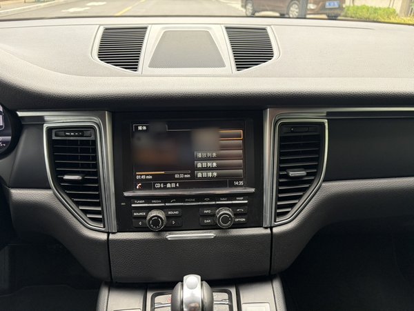 Porsche Macan 2016, 88700 км, за 19055 USD - фото 35