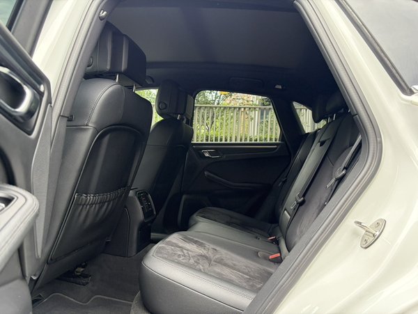Porsche Macan 2016, 88700 км, за 19055 USD - фото 31