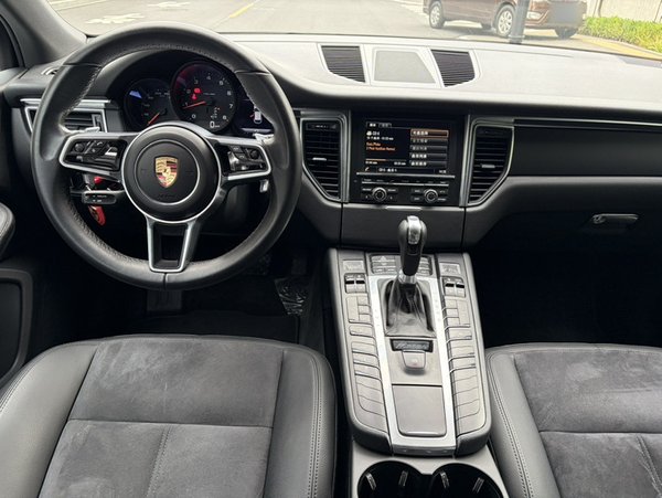 Porsche Macan 2016, 88700 км, за 19055 USD - фото 34