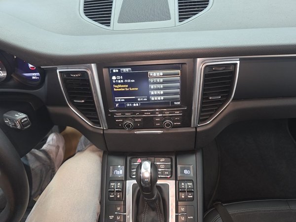 Porsche Macan 2016, 88700 км, за 19055 USD - фото 22