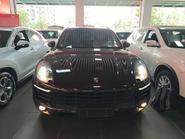 Porsche Macan 2016, 148500 км, за 18518 USD