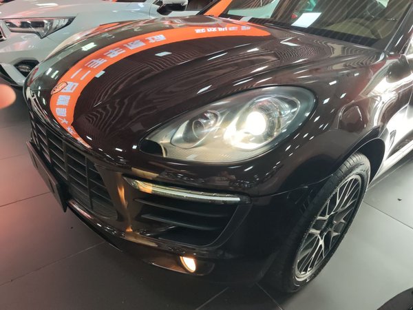 Porsche Macan 2016, 148500 км, за 18518 USD