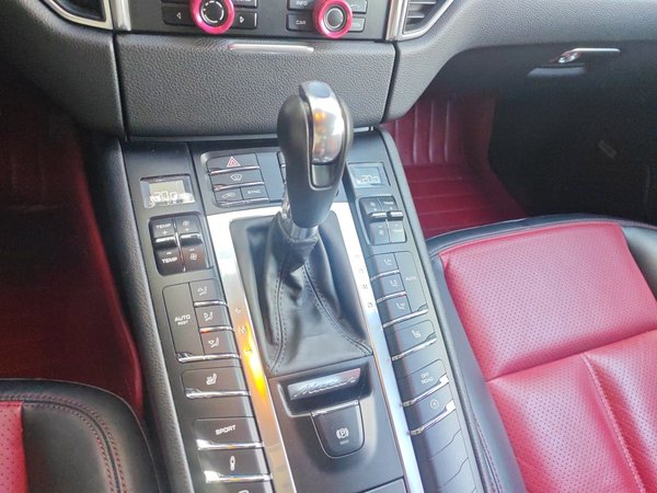 Porsche Macan 2016, 97500 км, за 19485 USD - фото 15