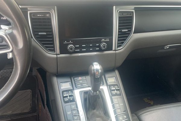 Porsche Macan 2017, 184900 км, за 15962 USD - фото 11