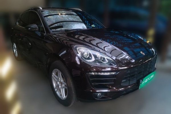 Porsche Macan 2017, 49900 км, за 20966 USD
