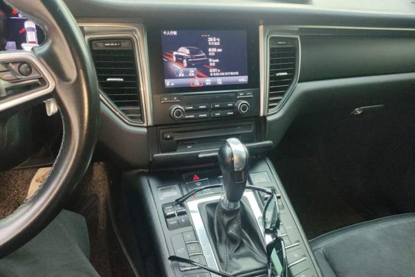 Porsche Macan 2017, 179500 км, за 16103 USD - фото 14