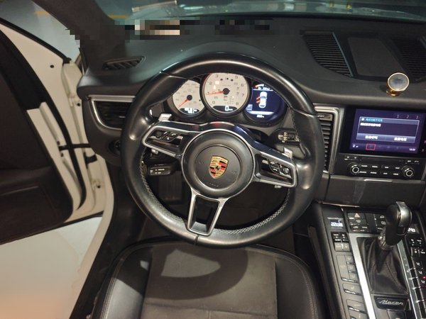 Porsche Macan 2017, 130100 км, за 20719 USD - фото 11
