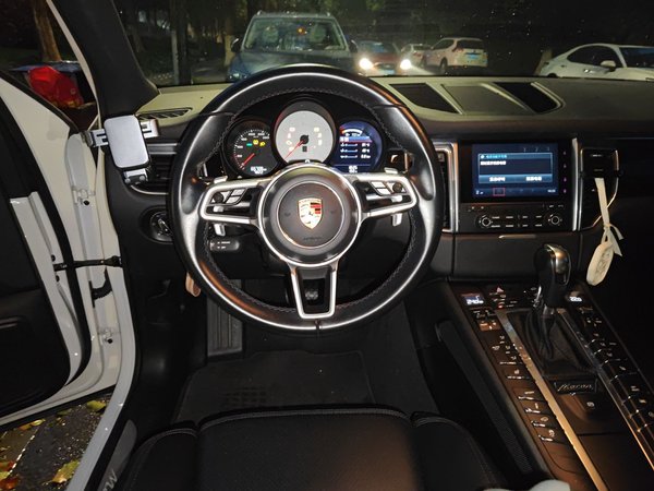 Porsche Macan 2017, 65700 км, за 33852 USD - фото 16