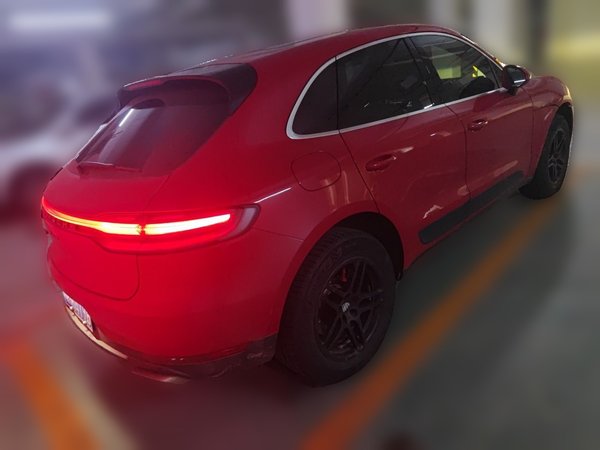 Porsche Macan 2018, 74300 км, за 27305 USD - фото 6