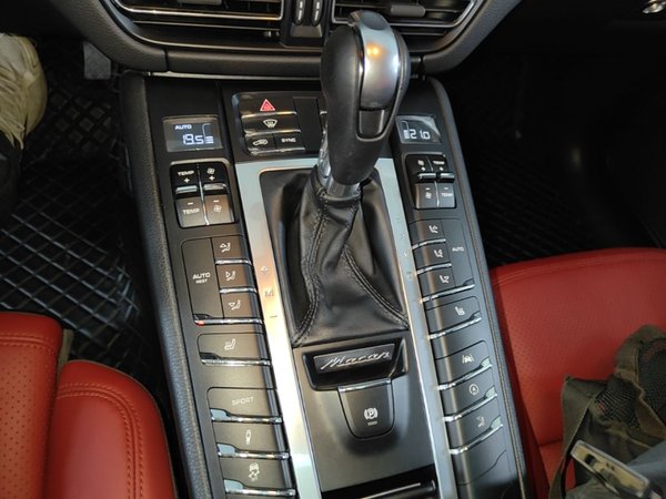 Porsche Macan 2018, 47699 км, за 36071 USD - фото 17