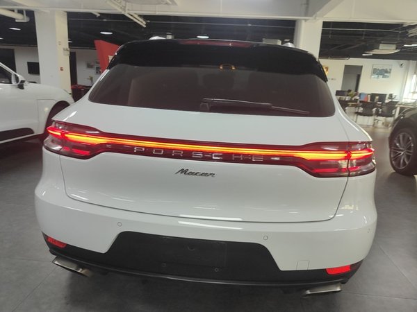 Porsche Macan 2018, 47699 км, за 36071 USD