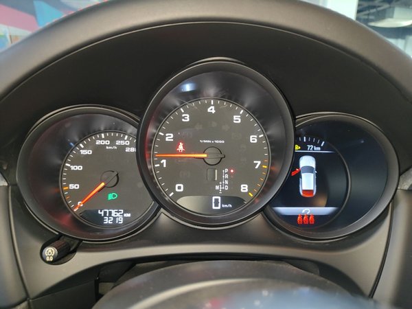 Porsche Macan 2018, 47699 км, за 36071 USD - фото 15