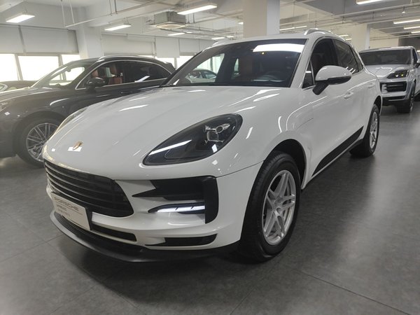 Porsche Macan · 2018 год