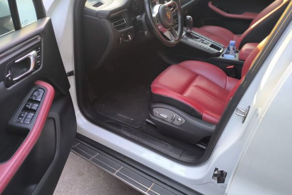 Porsche Macan 2018, 60500 км, за 29529 USD - фото 17