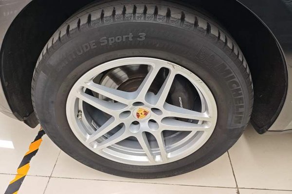 Porsche Macan 2020, 49500 км, за 38557 USD - фото 9