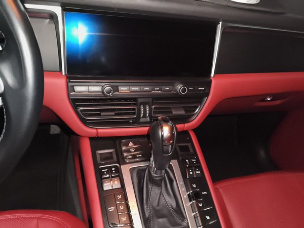Porsche Macan 2020, 63099 км, за 32811 USD - фото 14