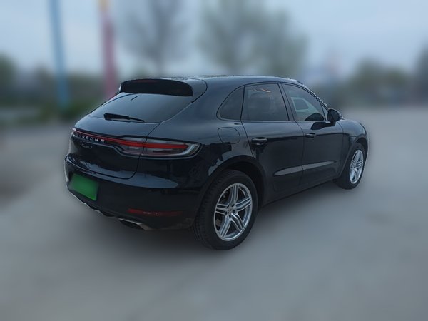 Porsche Macan 2021, 103400 км, за 36260 USD